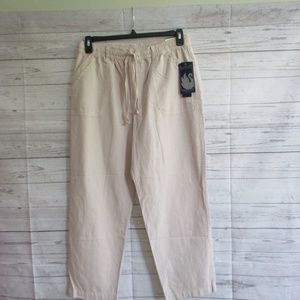 NWT - GLORIA VANDERBILT casual pants - sz PL - $40